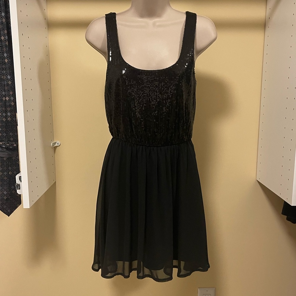 Nollie Sequined Black Dress